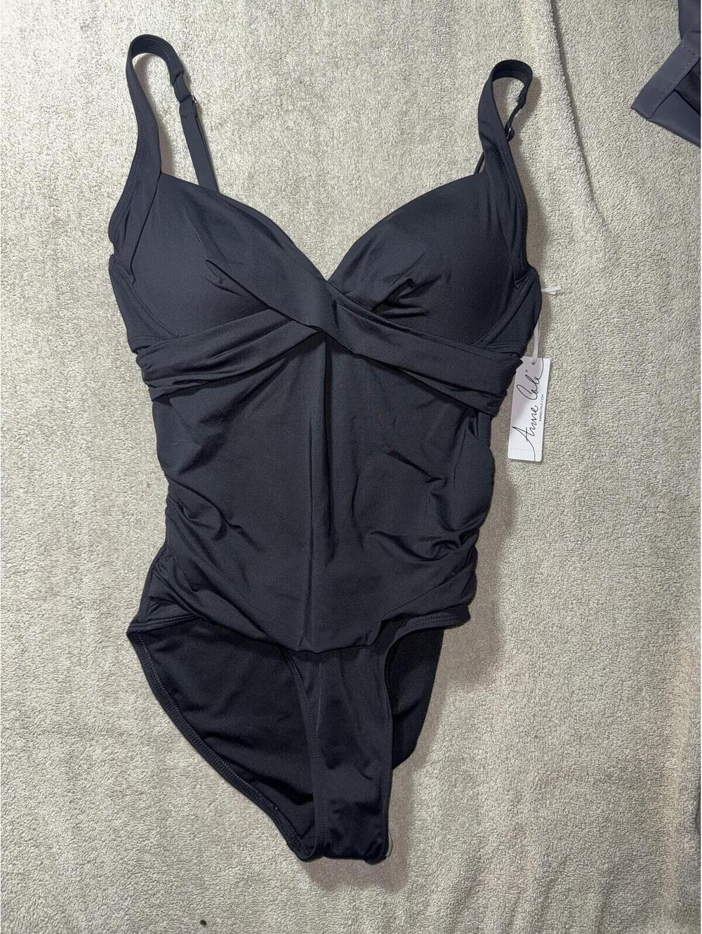 Anne Cole Black One piece Swimsuit Size 8 NWT   MSRP $88